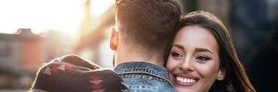 Couple with teeth whitening in Tamworth