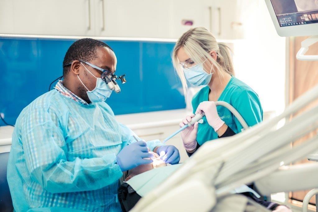 Dr. Daniel and team Dr. Daniel working at the Tamworth dental clinic